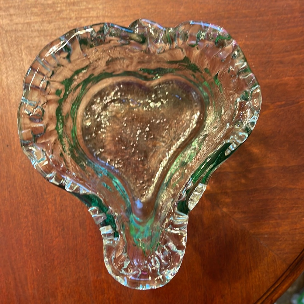Spanish recycled glass heart vase bowl